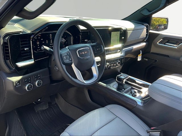 2026 GMC Sierra 1500 SLT - Photo 14
