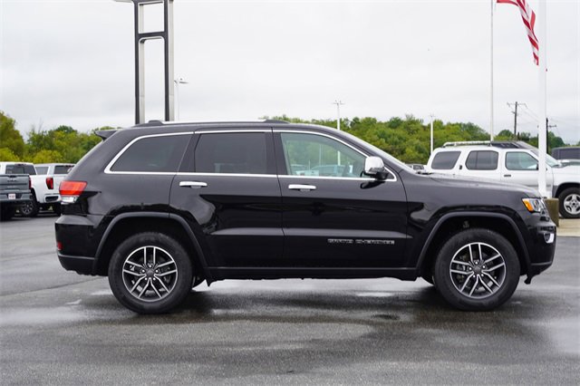 2019 Jeep Grand Cherokee Limited photo 2