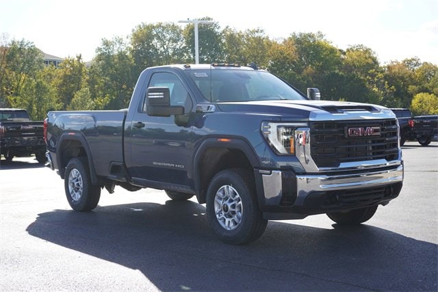2025 GMC Sierra 2500HD Pro's photo