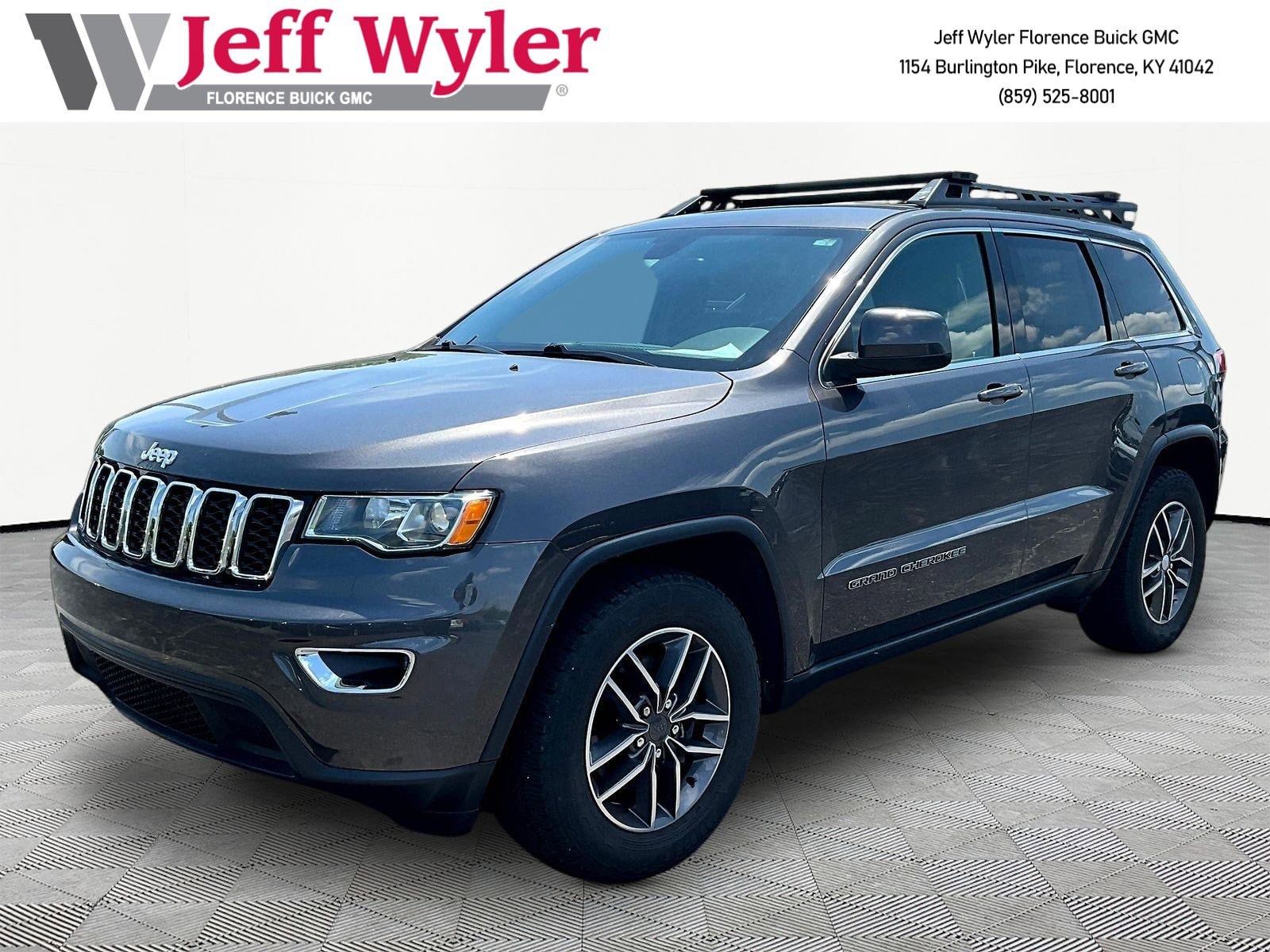 2019 Jeep Grand Cherokee Laredo E's photo