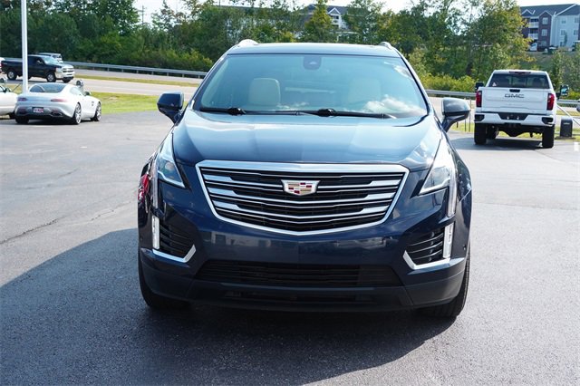 2017 Cadillac XT5 Premium Luxury photo 3