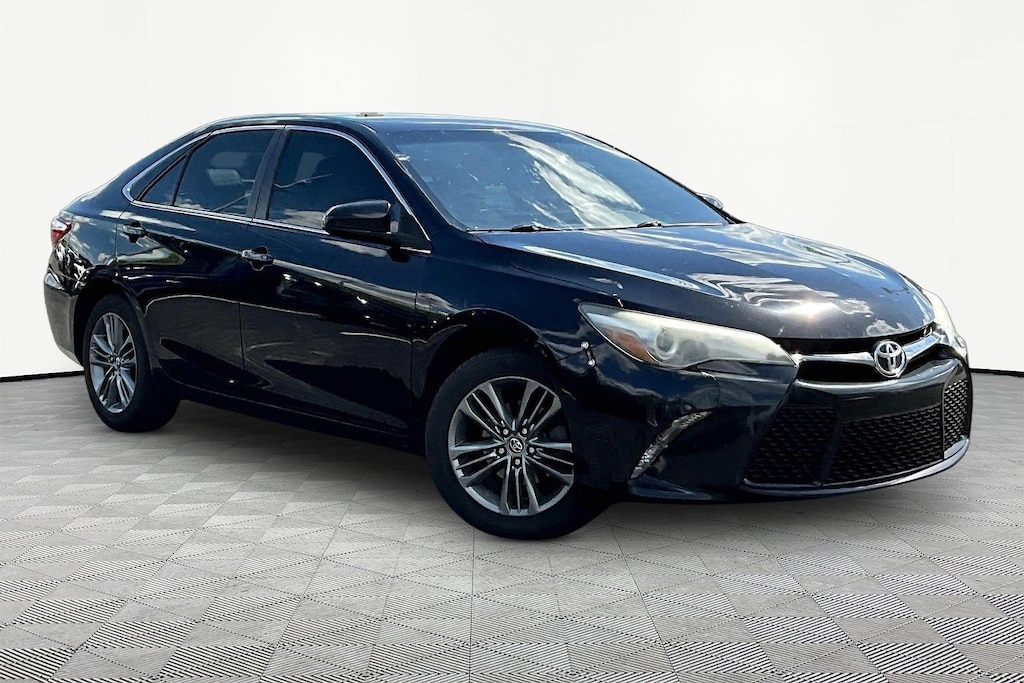 Used 2017 Toyota Camry Sedan