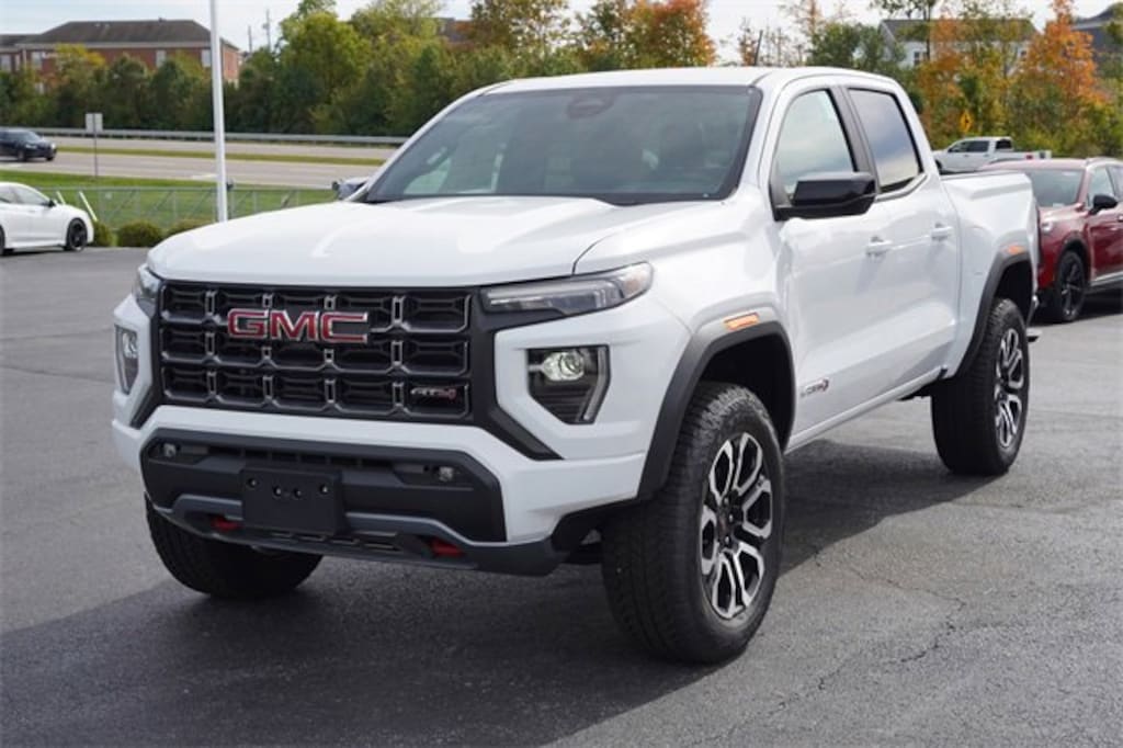 New 2025 GMC Canyon AT4 Truck