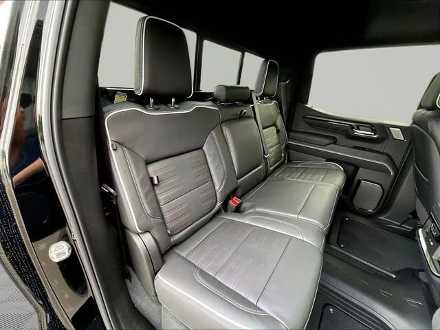 2026 GMC Sierra 1500 AT4X - Photo 19