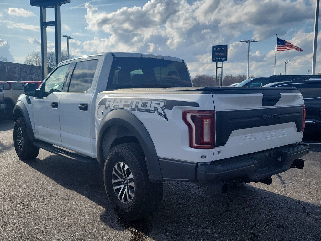 Used 2020 Ford F-150 Raptor 4WD SuperCrew 5.5 Box Truck SuperCrew Cab