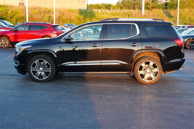 2018 Gmc Acadia Denali photo 2