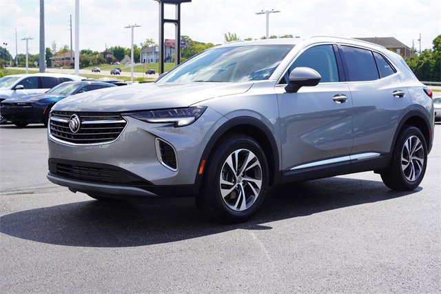 2023 Buick Envision Essence photo 2