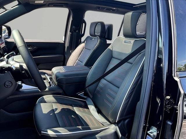 2026 GMC Yukon XL AT4 Ultimate - Photo 16