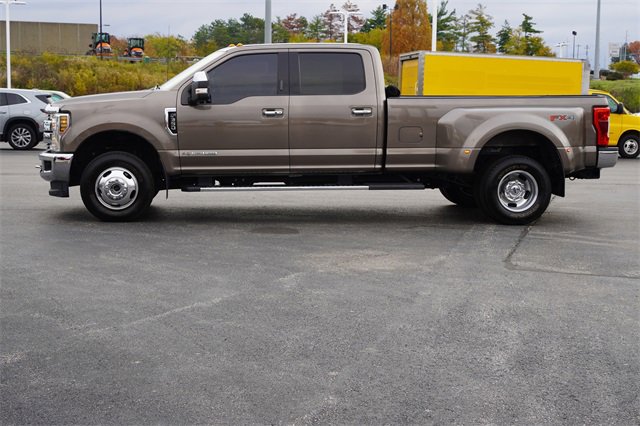 2018 Ford F-350 Lariat photo 4