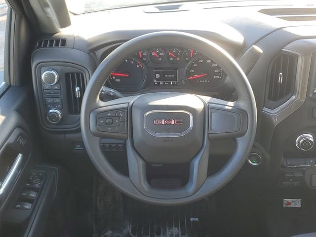 2025 GMC Sierra 3500 Chassis Cab Pro - Photo 10