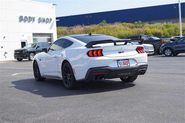 2024 Ford Mustang GT photo 4