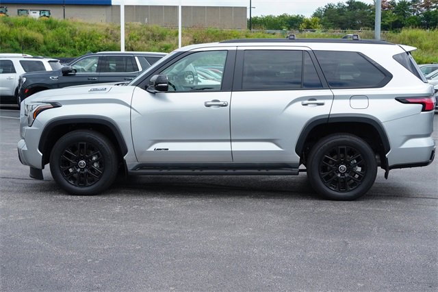 2024 Toyota Sequoia Limited photo 4