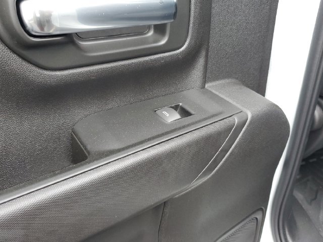 2025 GMC Sierra 3500 Chassis Cab Pro - Photo 20