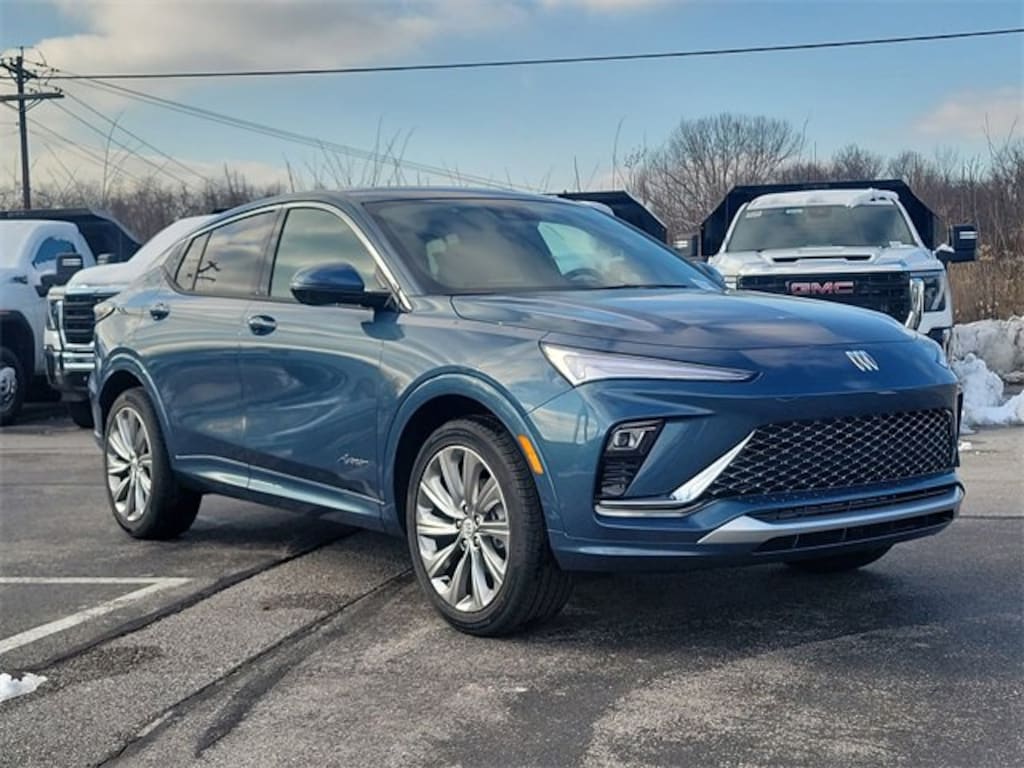 New 2026 Buick Envista Avenir SUV