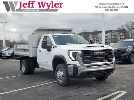 2025 GMC Sierra 3500 HD Chassis Cab Pro Truck