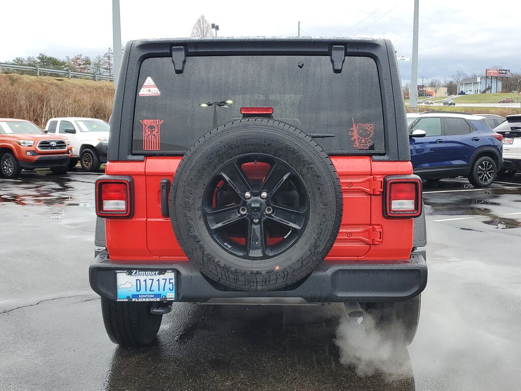 Used 2022 Jeep Wrangler Unlimited Sport Altitude 4x4 SUV