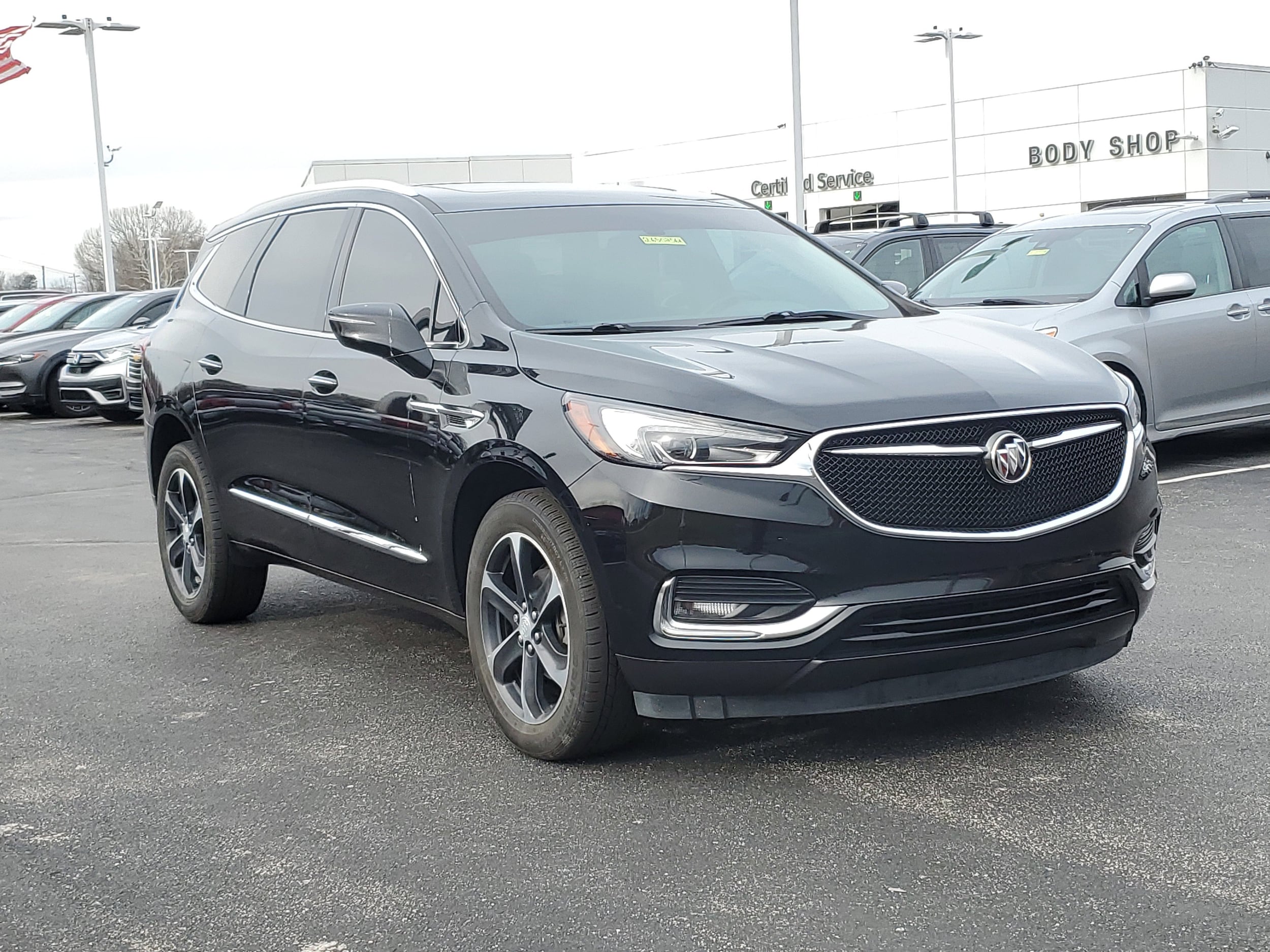 2019 Buick Enclave Essence's photo