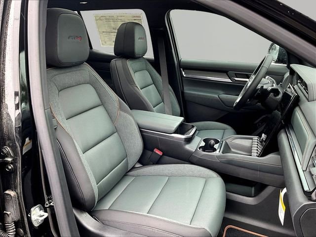 2026 GMC Terrain AT4 - Photo 18