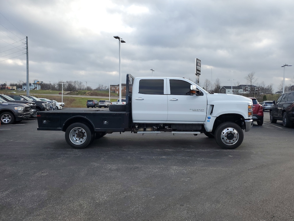 Used 2021 Chevrolet Silverado MD 4WD Crew Cab LT Truck Crew Cab