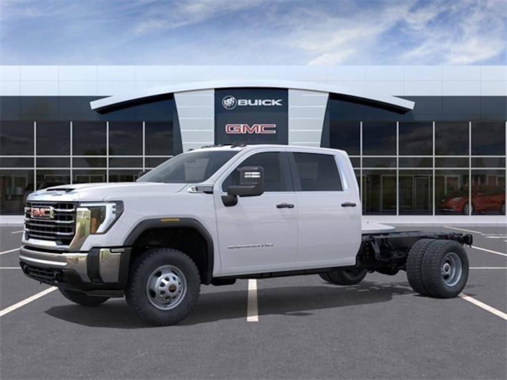 New 2025 GMC Sierra 3500 HD Chassis Cab Pro Truck