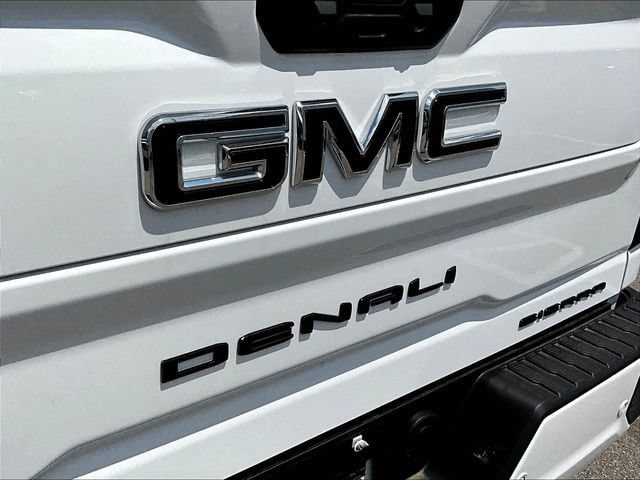 2026 GMC Sierra 2500HD Denali - Photo 13