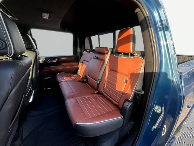 2026 GMC Sierra 2500HD Denali Ultimate - Photo 17