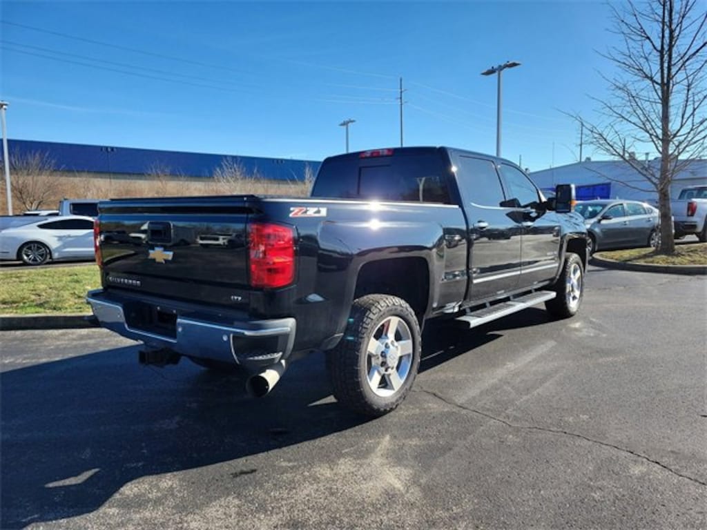 Used 2016 Chevrolet Silverado 2500 HD Truck Crew Cab