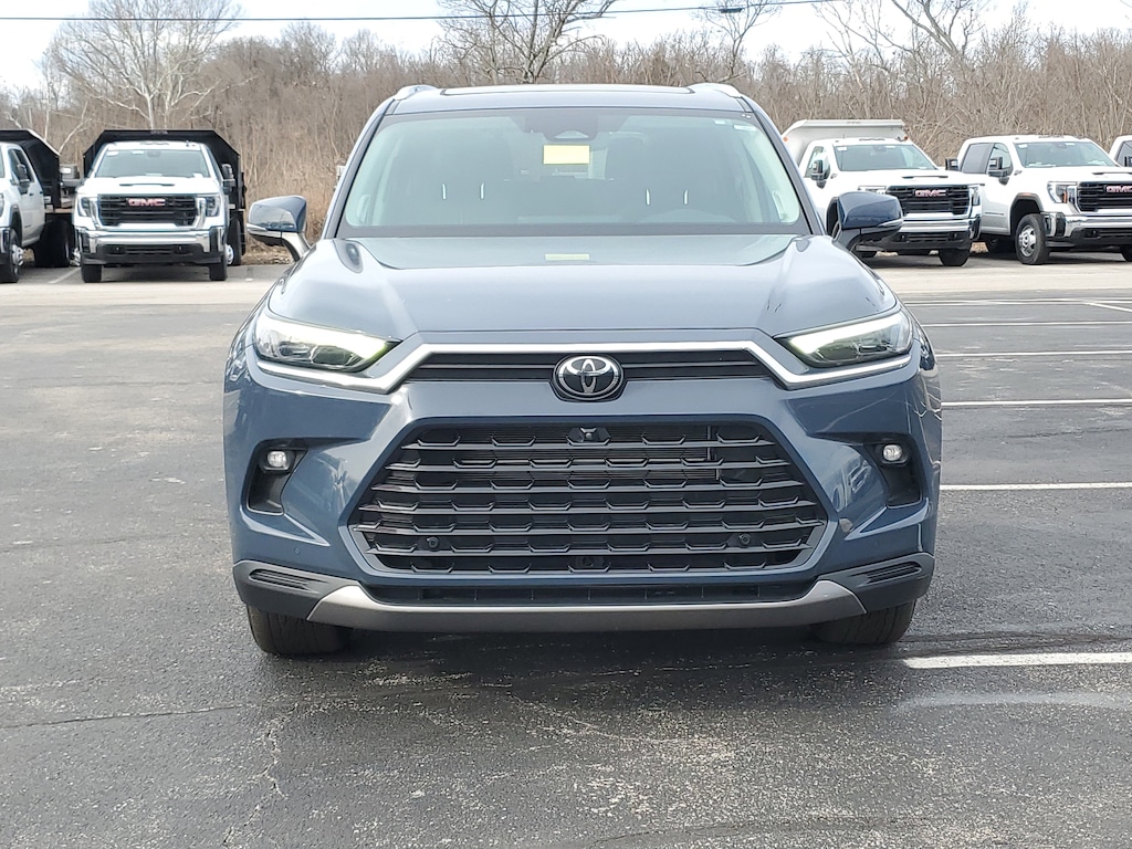 Used 2024 Toyota Grand Highlander SUV