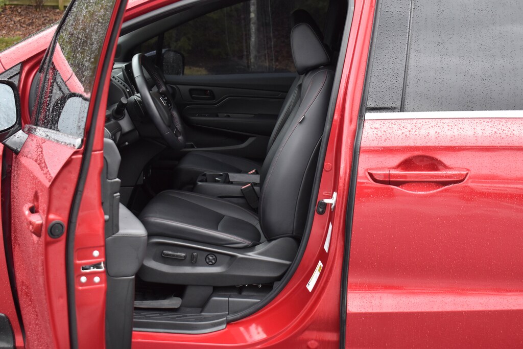 Used 2024 Honda Odyssey