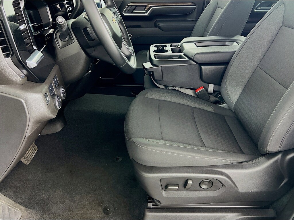 Used 2025 Chevrolet Silverado 2500HD