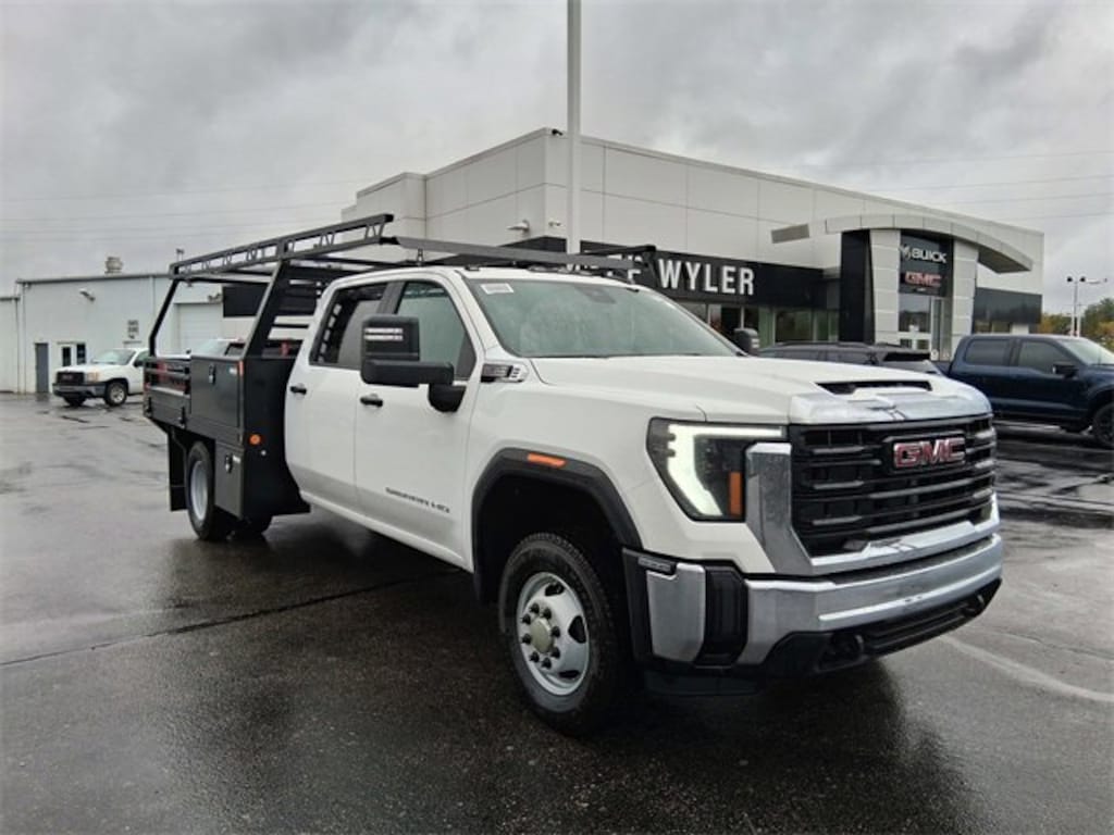 New 2025 GMC Sierra 3500 HD Chassis Cab Pro Truck