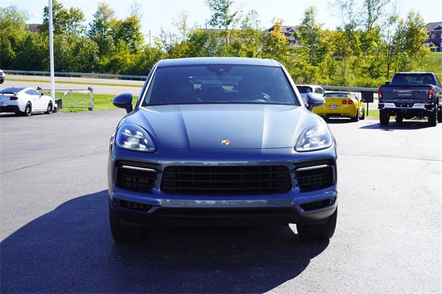 2019 Porsche Cayenne photo 2