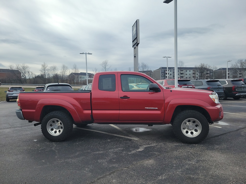Used 2013 Toyota Tacoma 4WD Access Cab I4 AT Truck Access Cab
