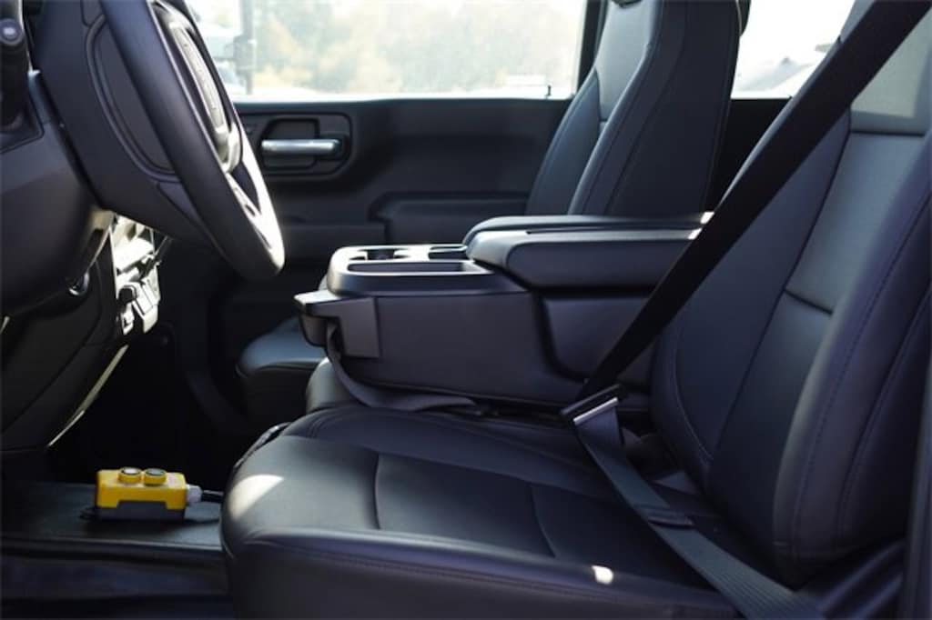 New 2025 GMC Sierra 3500 HD Chassis Cab Pro Truck