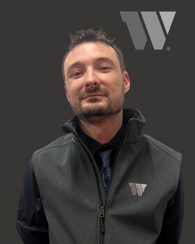 Staff member Nicholas Sander from ID_5eff89b3d283