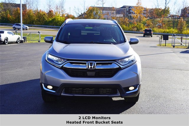 2018 Honda CR-V Touring photo 2