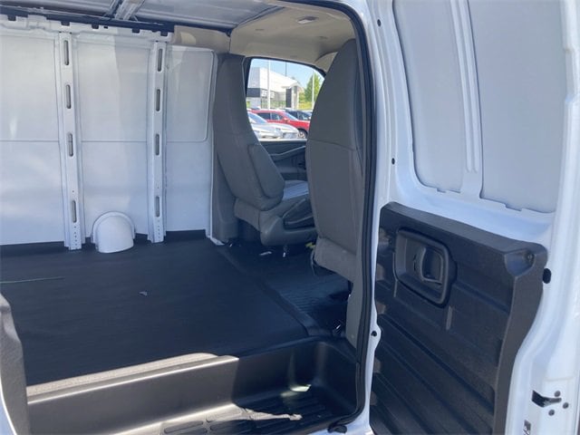 2025 GMC Savana Cargo Work Van - Photo 9