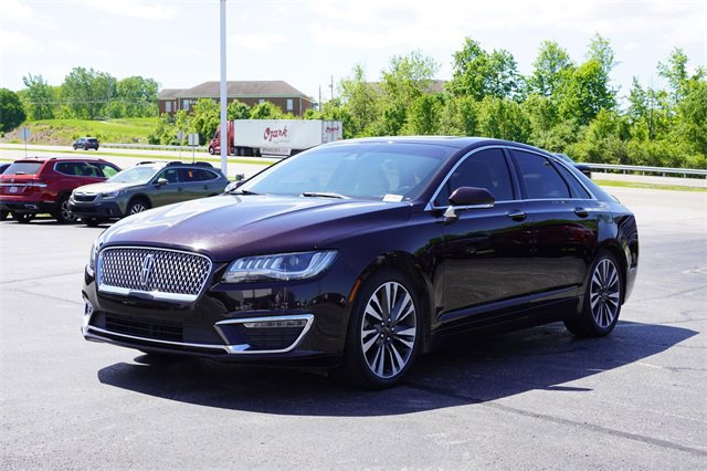 2020 Lincoln MKZ Hybrid Reserve photo 3