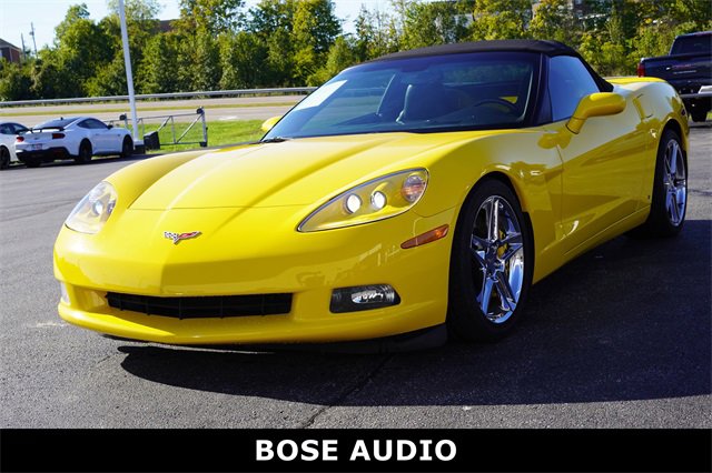 2006 Chevrolet Corvette Convertible photo 3