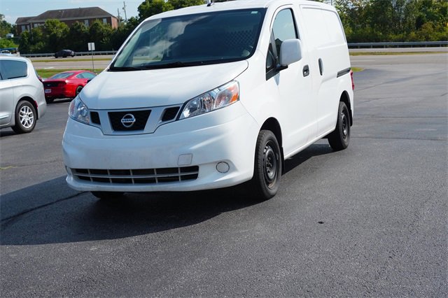2021 Nissan NV200 SV photo 2
