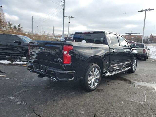 2024 Chevrolet Silverado 1500 High Country photo 4