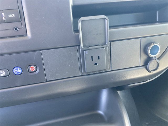 2025 GMC Savana Cargo Work Van - Photo 39