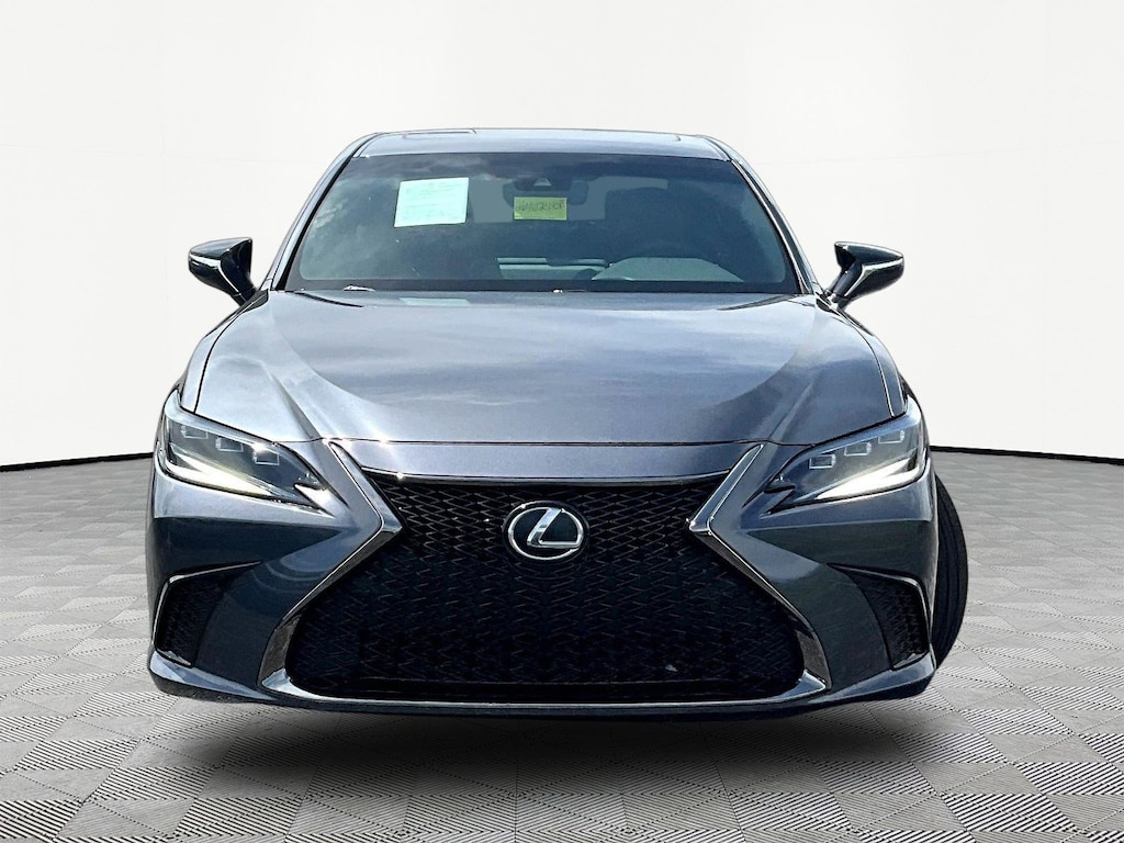 Used 2022 Lexus ES Sedan