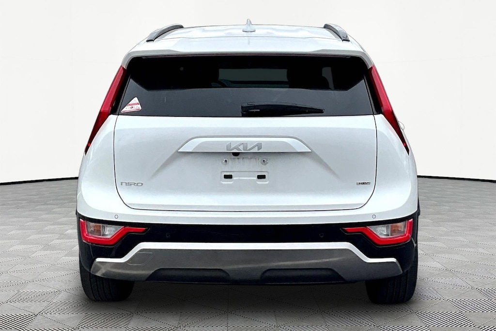 Used 2023 Kia Niro SUV
