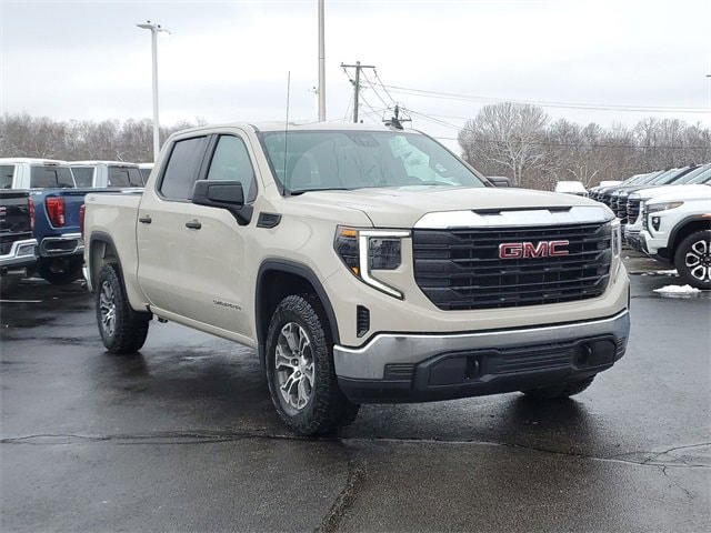 2026 GMC Sierra 1500 Pro's photo