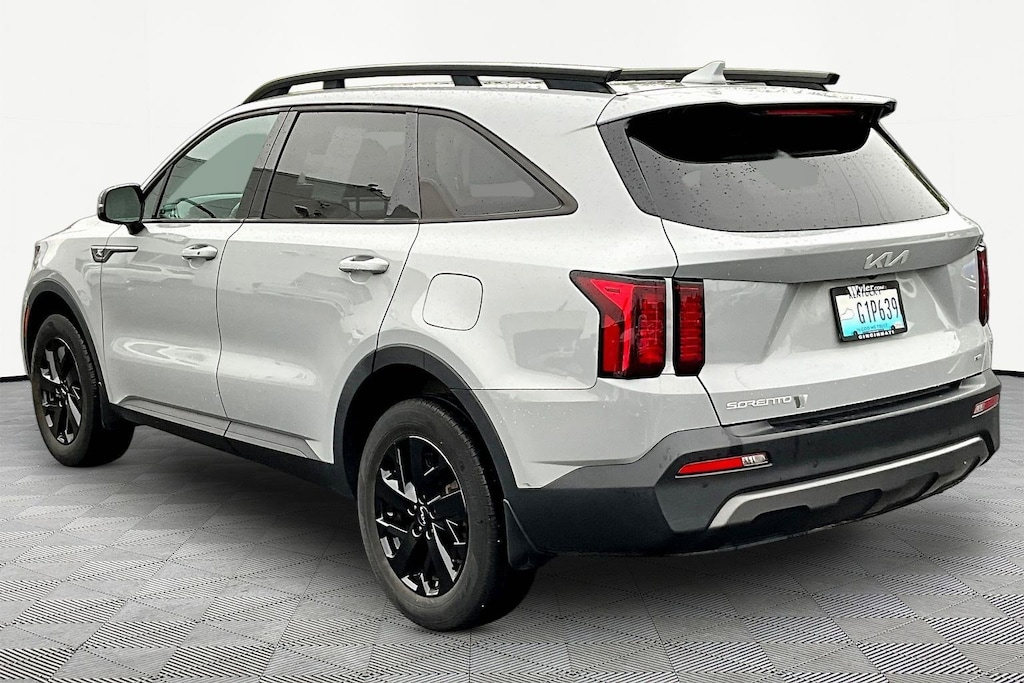 Used 2023 Kia Sorento SUV