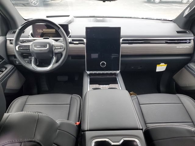 2025 GMC Sierra EV Denali - Photo 11
