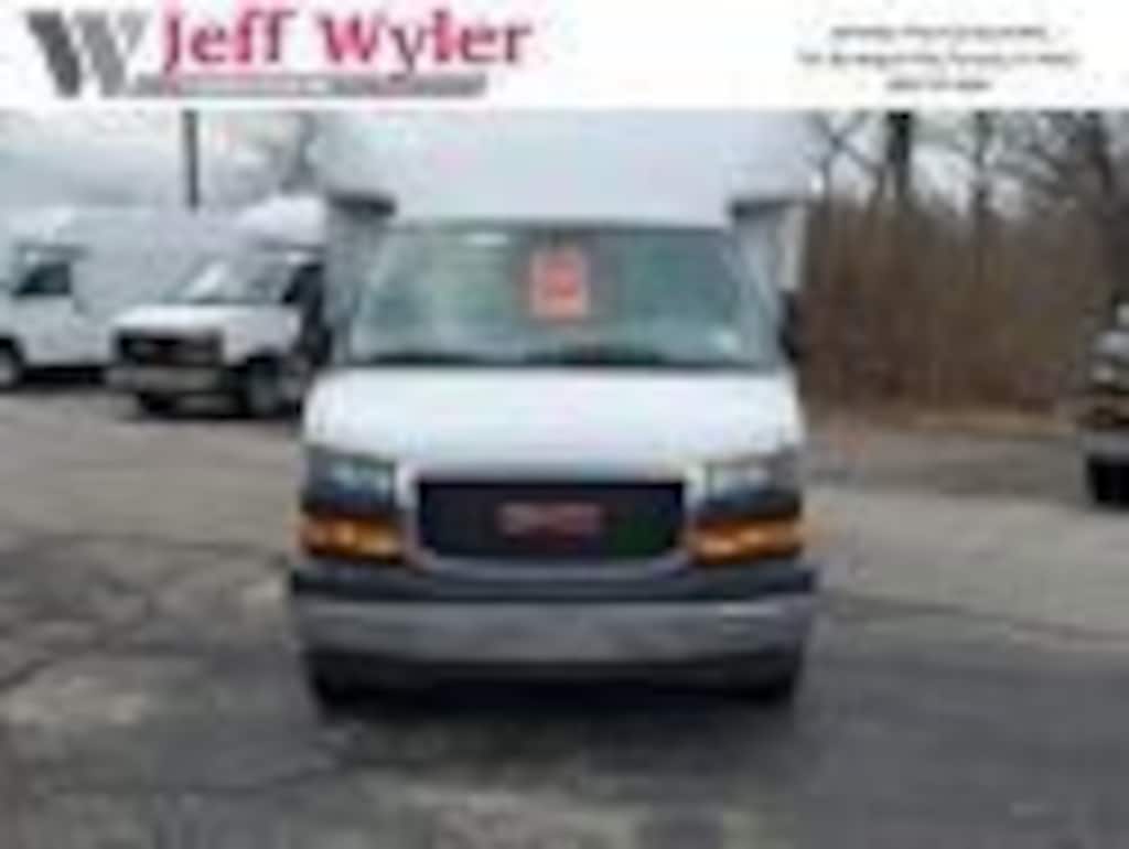New 2025 GMC Savana Cutaway 4500 2WT Cutaway Van