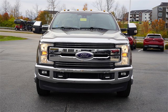 2018 Ford F-350 Lariat photo 2