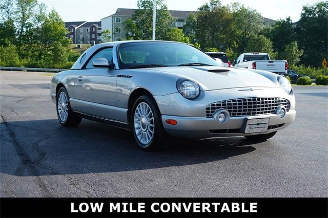 2004 Ford Thunderbird Deluxe